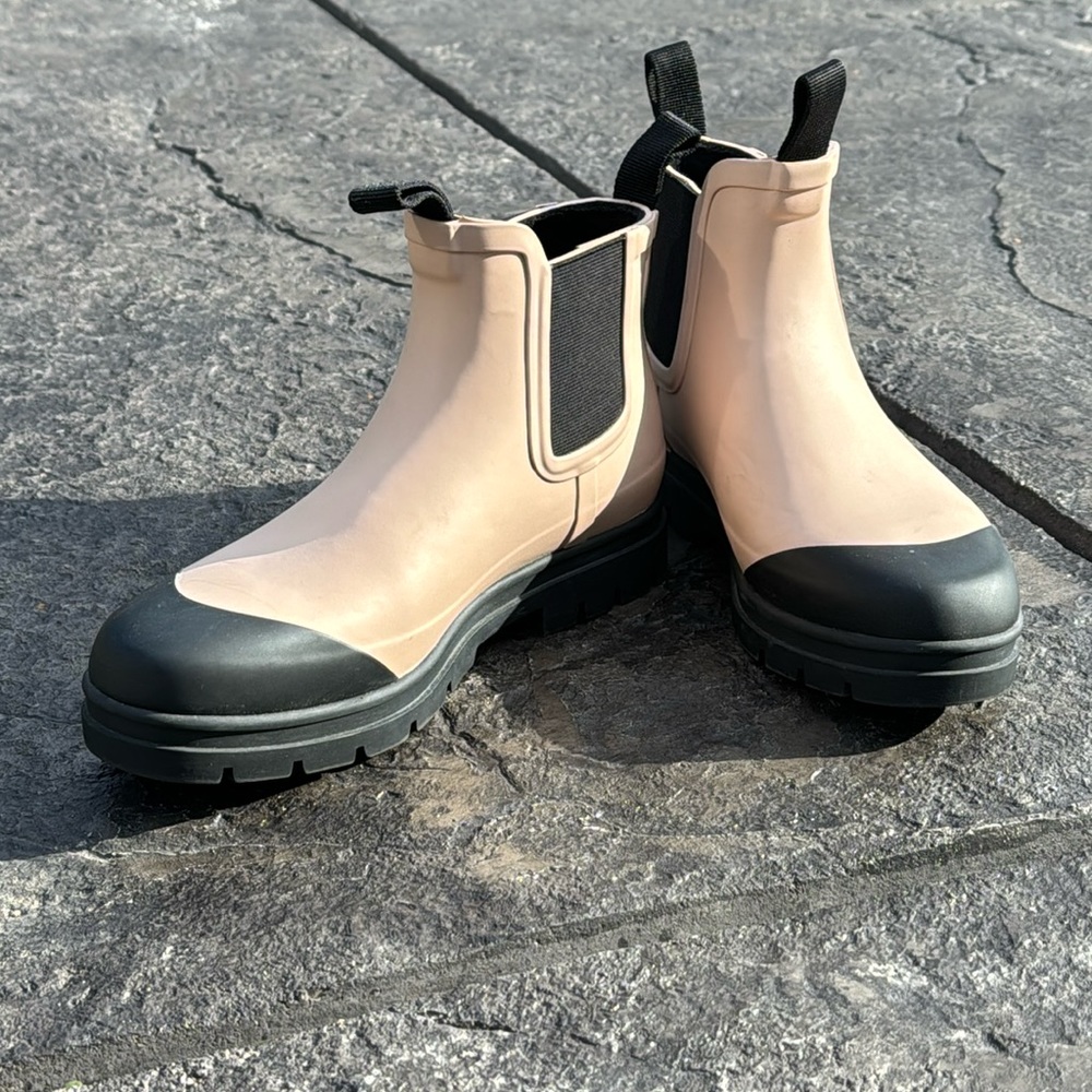 Rain boots
